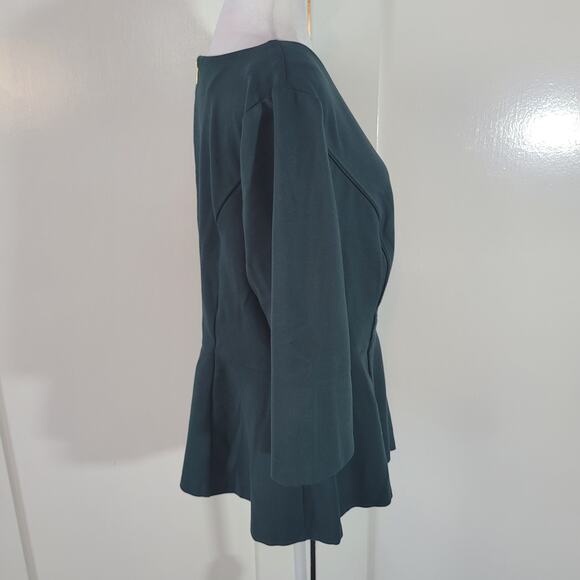 Eloquii Size 18 Short Sleeve Peplum Top Emerald Green Back Zip Gold Accent - Picture 2 of 9